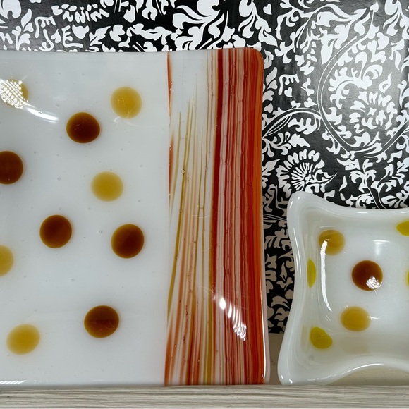 Beautiful Glass Retro Inspired Serving Set - Picture 3 of 15